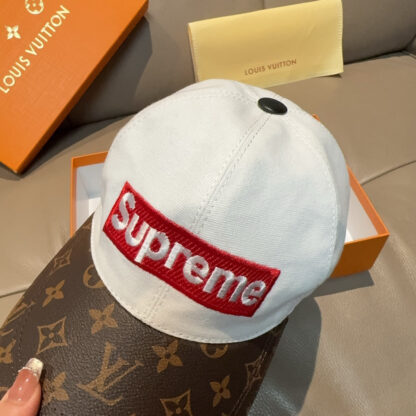 Louis Vuitton versatile fashion baseball cap - Image 4
