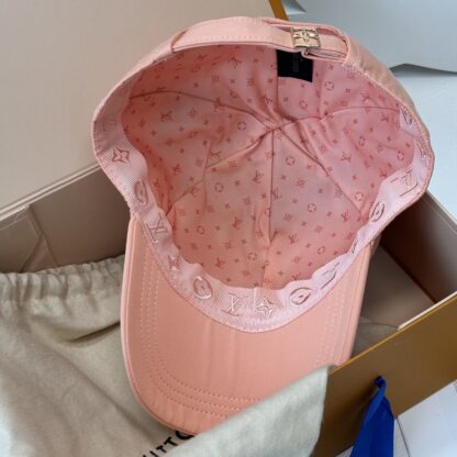Louis Vuitton Spring and Summer New Baseball Cap - Image 4