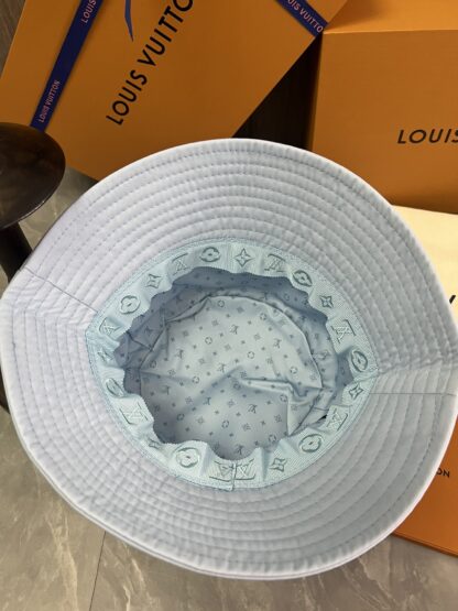 Louis Vuitton Spring and Summer New Bucket Hat Signature Cotton Hat - Image 4