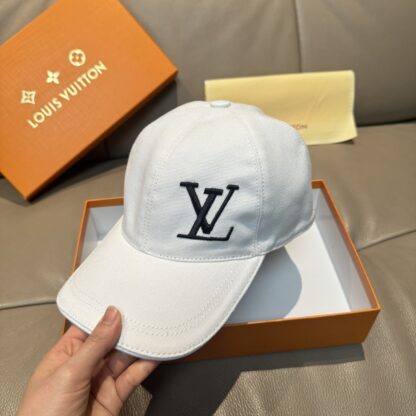 Louis Vuitton embroidered baseball cap - Image 4