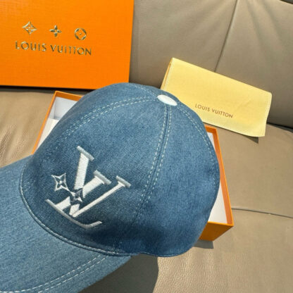 Louis Vuitton embroidered baseball cap - Image 4