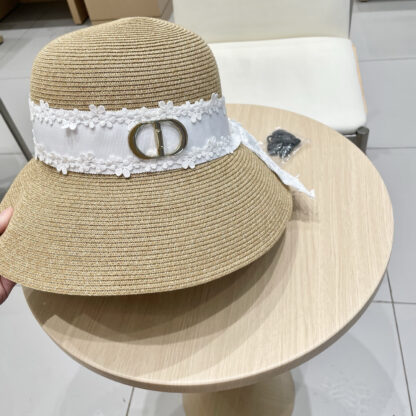 Dior simple and stylish bucket hat - Image 5