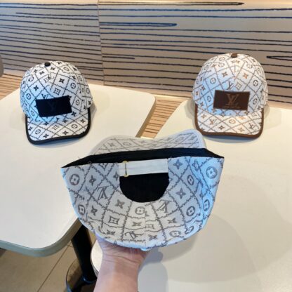 Louis Vuitton Korean version of the new British style baseball cap - Image 4