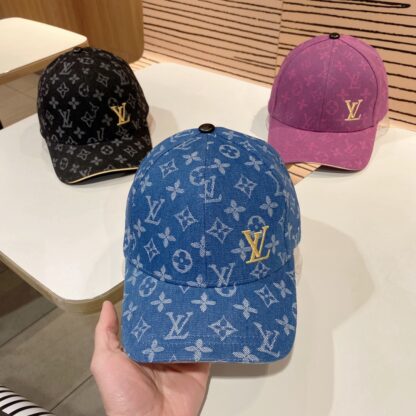 Louis Vuitton Korean version of the new British style baseball cap - Image 4