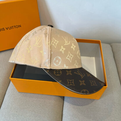 Louis Vuitton Korean version of the new British sports baseball cap - Image 4