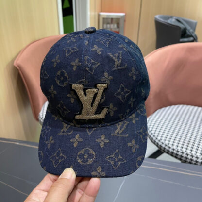 Louis Vuitton simple and elegant unisex sun hat - Image 4