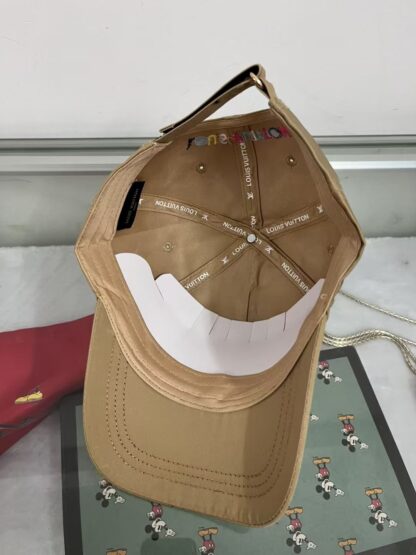 Louis Vuitton Classic Baseball Cap - Image 4