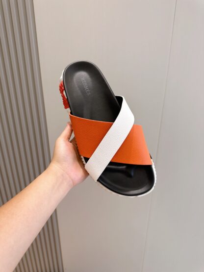 Hermès men's white and orange color matching cross ultra-light and comfortable slippers - Image 4