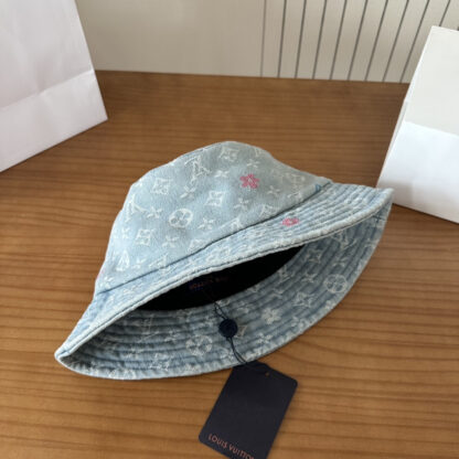 Louis Vuitton lightweight breathable bucket hat for men and women - Image 4