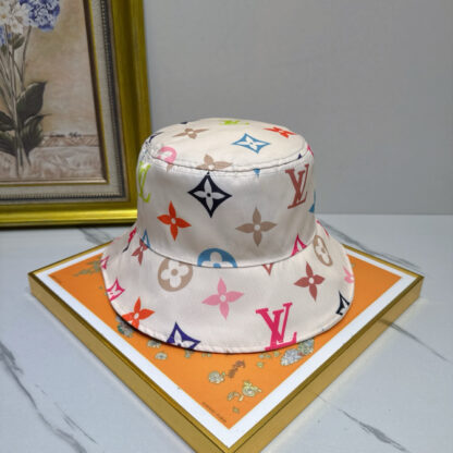 Louis Vuitton double-sided bucket hat - Image 4