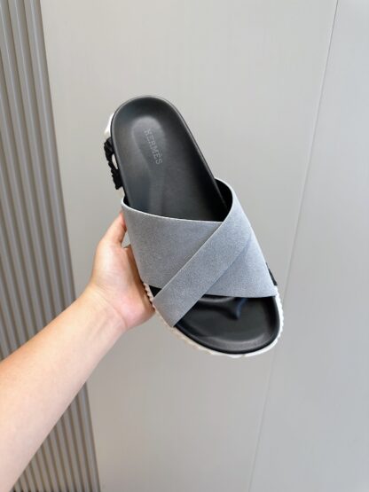 Hermès Men's Light Grey Cross Ultra Light Comfort Slippers - Image 4