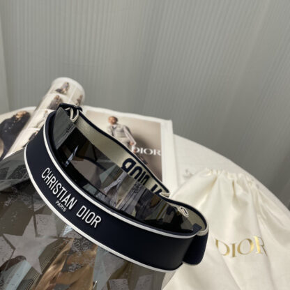 Dior Fashion Star Print Exquisite Sun Hat - Image 5