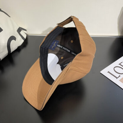 Louis Vuitton new baseball cap - Image 4