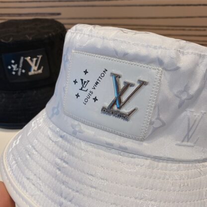 Louis Vuitton Korean version of the new British style bucket hat - Image 4