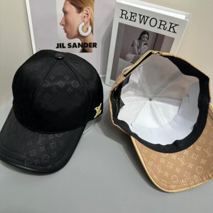 Louis Vuitton Classic Baseball Cap - Image 4