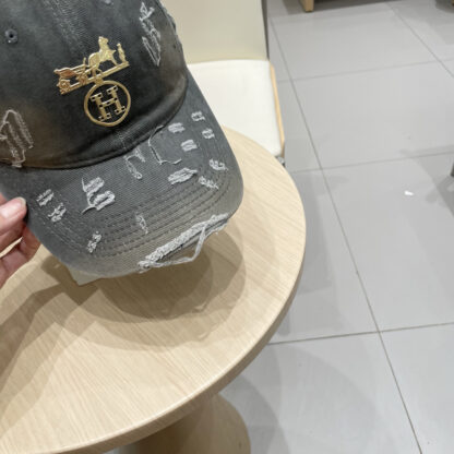 Hermès canvas baseball cap - Image 4