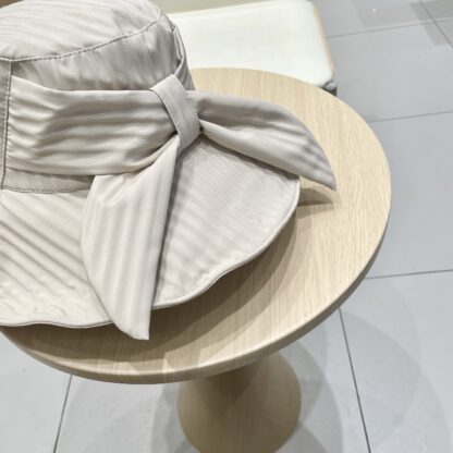 Hermes striped bow leisure versatile bucket hat - Image 3