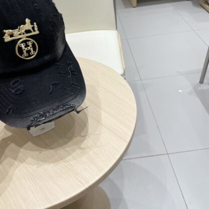 Hermès canvas baseball cap - Image 4