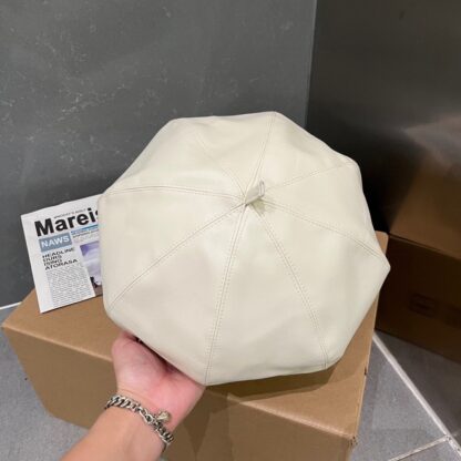 Hermès Octagonal Beret - Image 4