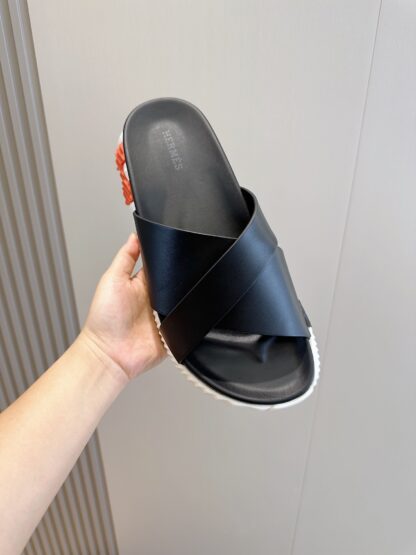 Hermès black and orange men's cross-over ultra-light and comfortable slippers - Image 4