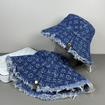 Louis Vuitton bucket hat - Image 4