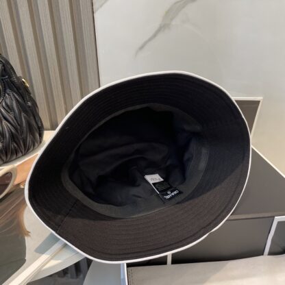 Chanel 3D embroidered bucket hat - Image 4
