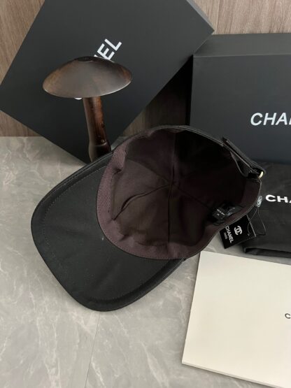 Chanel Classic Casual Baseball Cap - Image 4