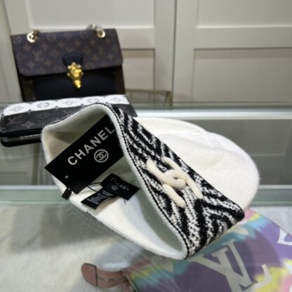 Chanel autumn and winter fashion soft knitted hat - Image 4