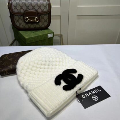 Chanel autumn and winter fashion soft knitted beanie - Image 4