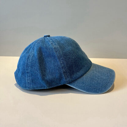 Chanel Classic Casual Baseball Cap - Image 4