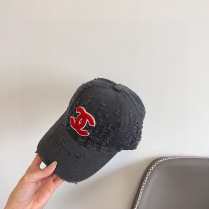 Chanel Classic Casual Baseball Cap - Image 4