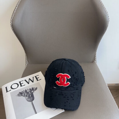 Chanel Classic Casual Baseball Cap - Image 4