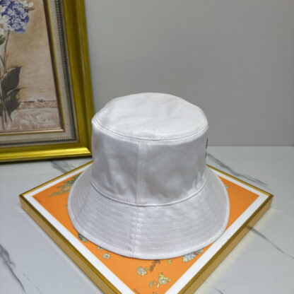 Chanel high-end bucket hat - Image 4