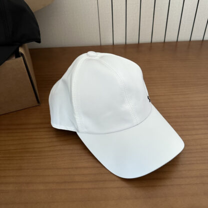 Chanel Classic Casual Baseball Cap - Image 4