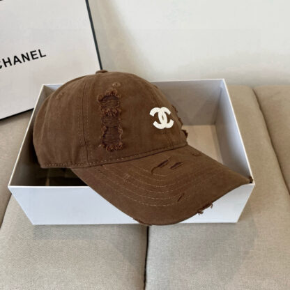 Chanel Classic Casual Baseball Cap - Image 4