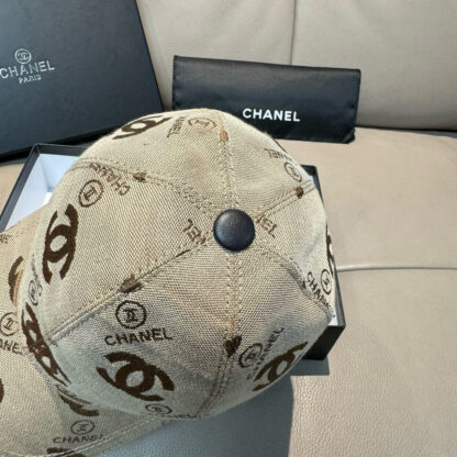 Chanel Classic Casual Baseball Cap - Image 4