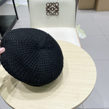 Dior breathable vintage beret - Image 5