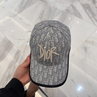 Dior casual fashion embroidered baseball cap - Image 5