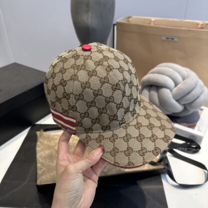 Gucci Lido Baseball Cap - Image 4