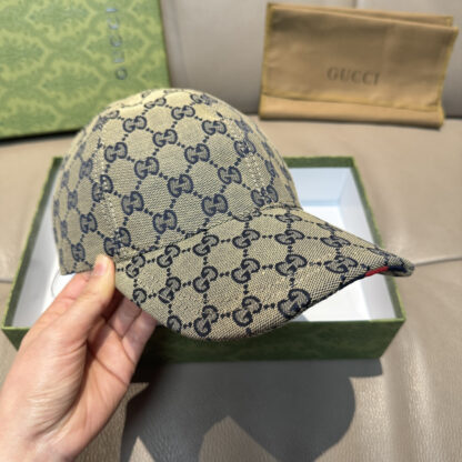 Gucci baseball cap - Image 4