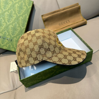 Gucci embroidered baseball cap - Image 4