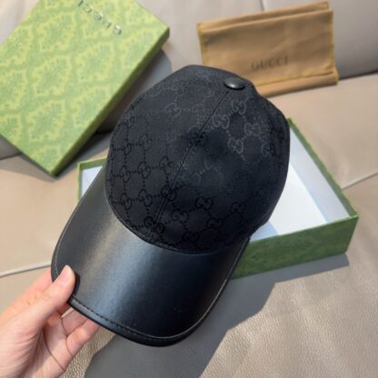 Gucci canvas and leather baseball cap - Image 4