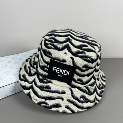 Fendi new denim bucket hat - Image 5