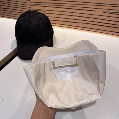 Gucci Korean style new British sports baseball cap - Image 4
