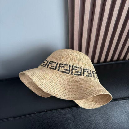 Fendi raffia bucket hat - Image 5