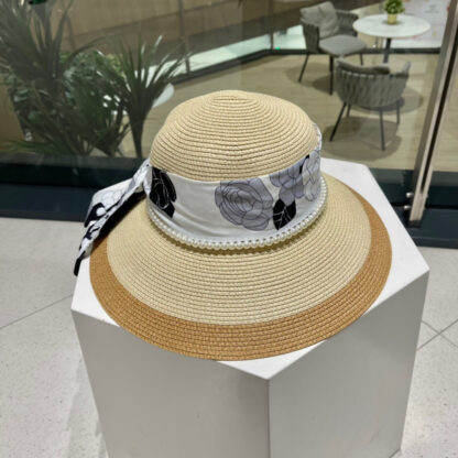 Chanel sunshade lady straw hat - Image 4