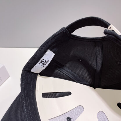Chanel Classic Casual Baseball Cap - Image 4