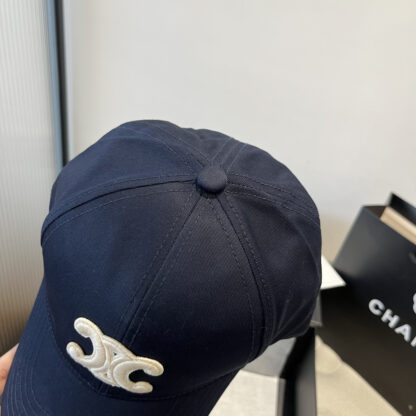 Chanel Classic Casual Baseball Cap - Image 4