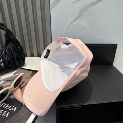 Chanel Classic Casual Baseball Cap - Image 4