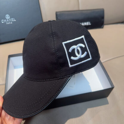 Chanel Classic Casual Baseball Cap - Image 4